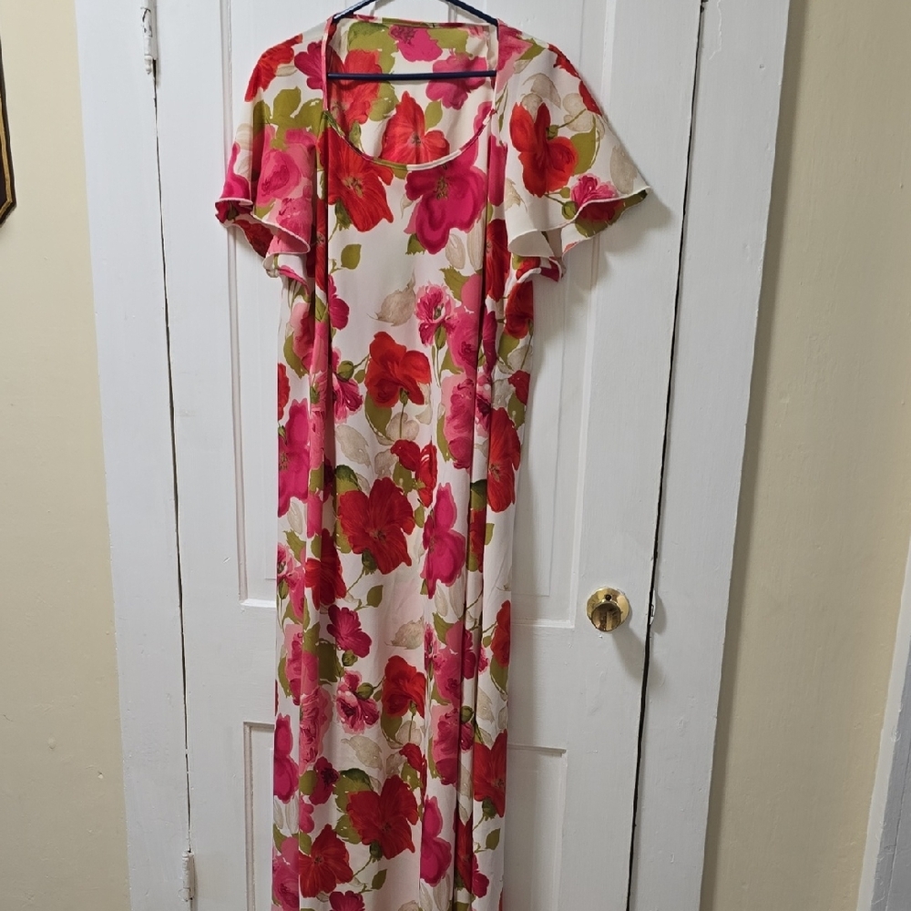 Floral Maxi Dress with Pink and Red Flowers 016